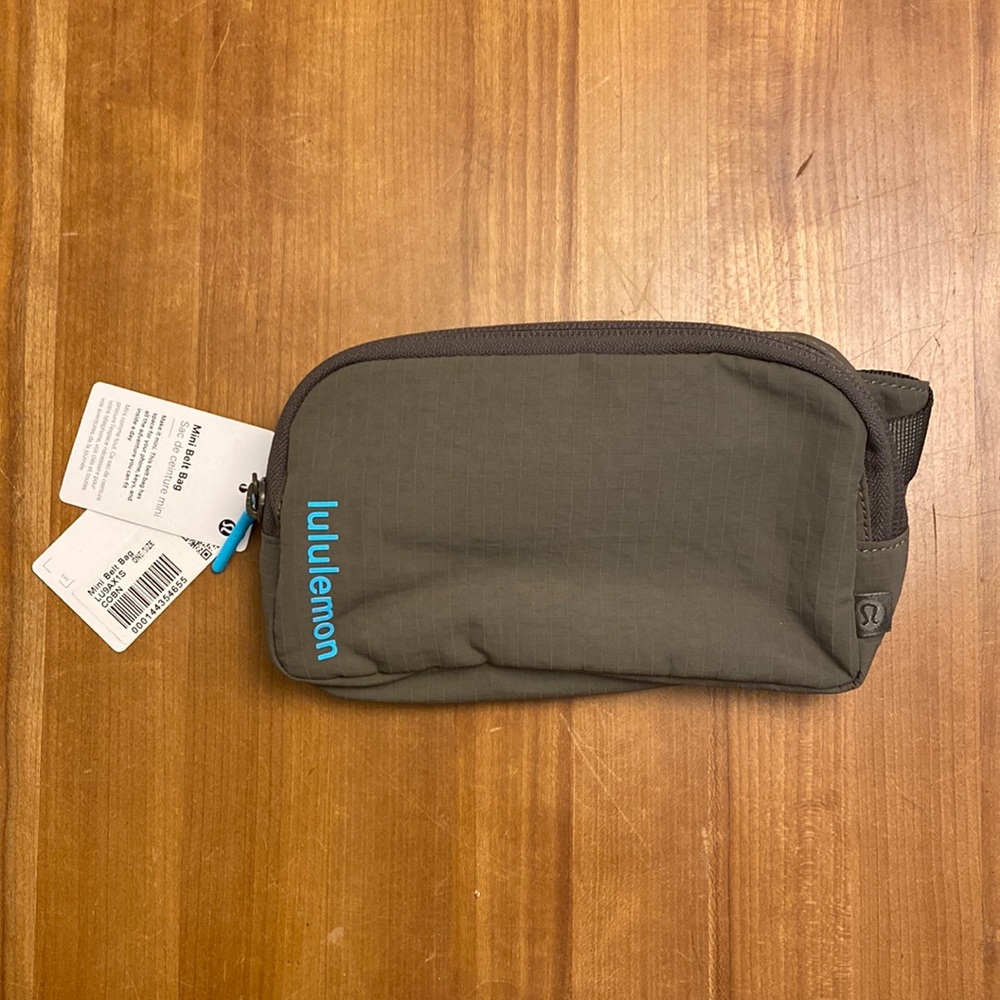 Lululemon mini belt bag